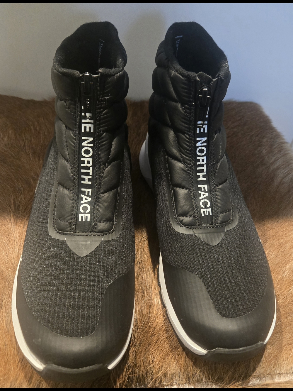 The North Face Black Quilted High-Top Zip Winter Boots
